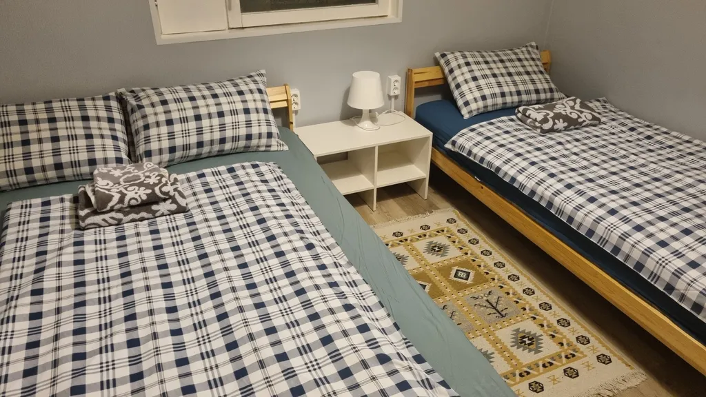 Коттедж Дом на озере — аренда посуточно в Любань