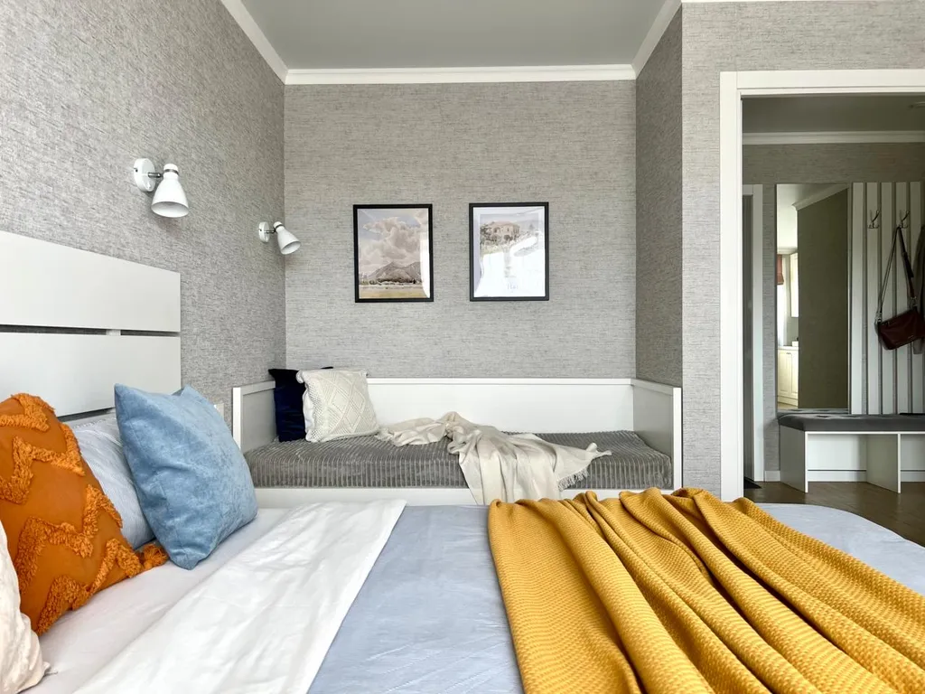 Стильный белоснежный апартамент в центре города, бесконтактный заезд