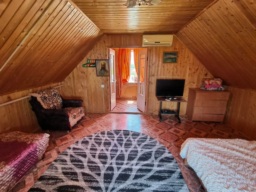 Уютный домик на 7 человек в тихом месте