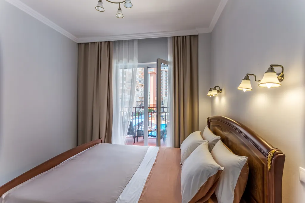 У моря, вид на бассейн