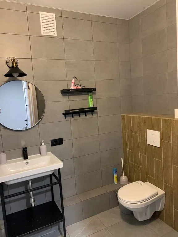 Евро трехкомнатная с джакузи у ЖД вокзала