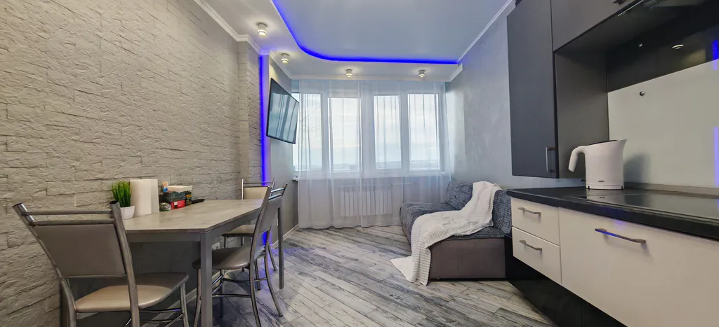 Красивая квартира с видом на реку