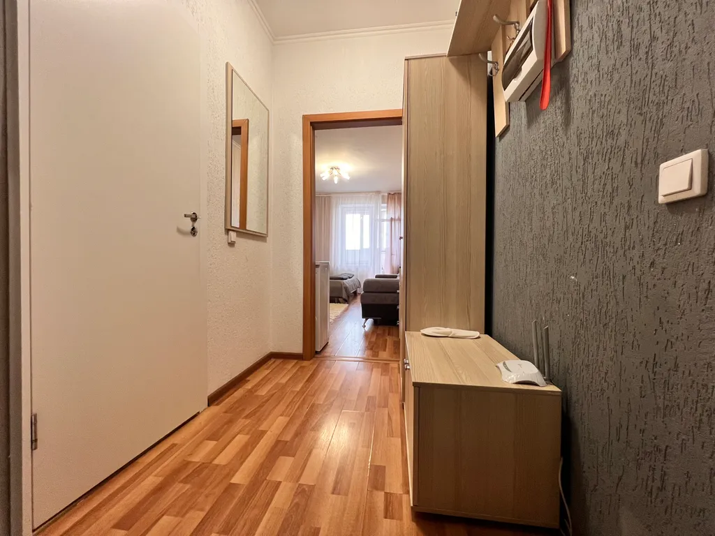 Квартира Уютная, студия, центр города, тц вояж, парковка, кафе, аквапарк — Тюмень