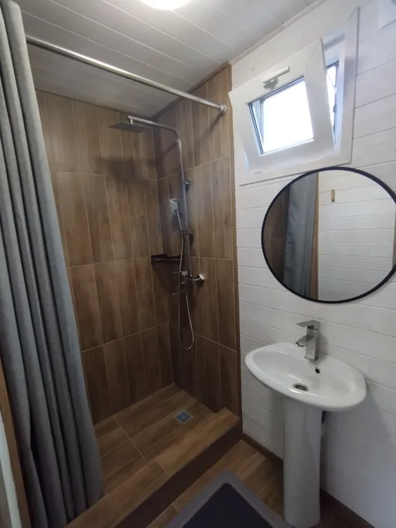 Тини хаус уютный домик на море