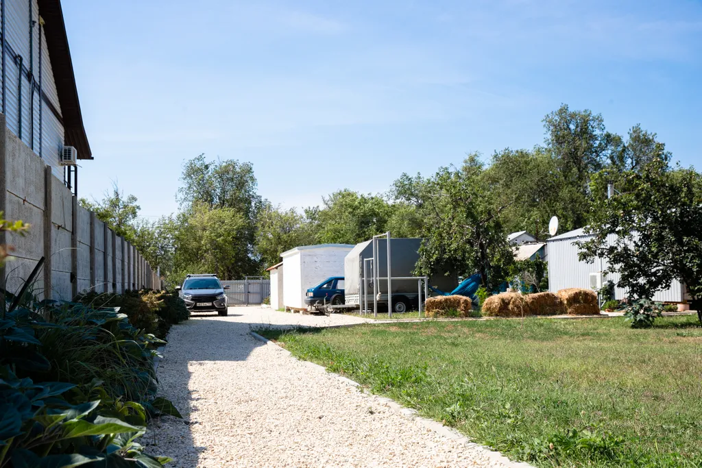 Коттедж Отдельный, уютный дом в 100 метрах от моря — Новоотрадное