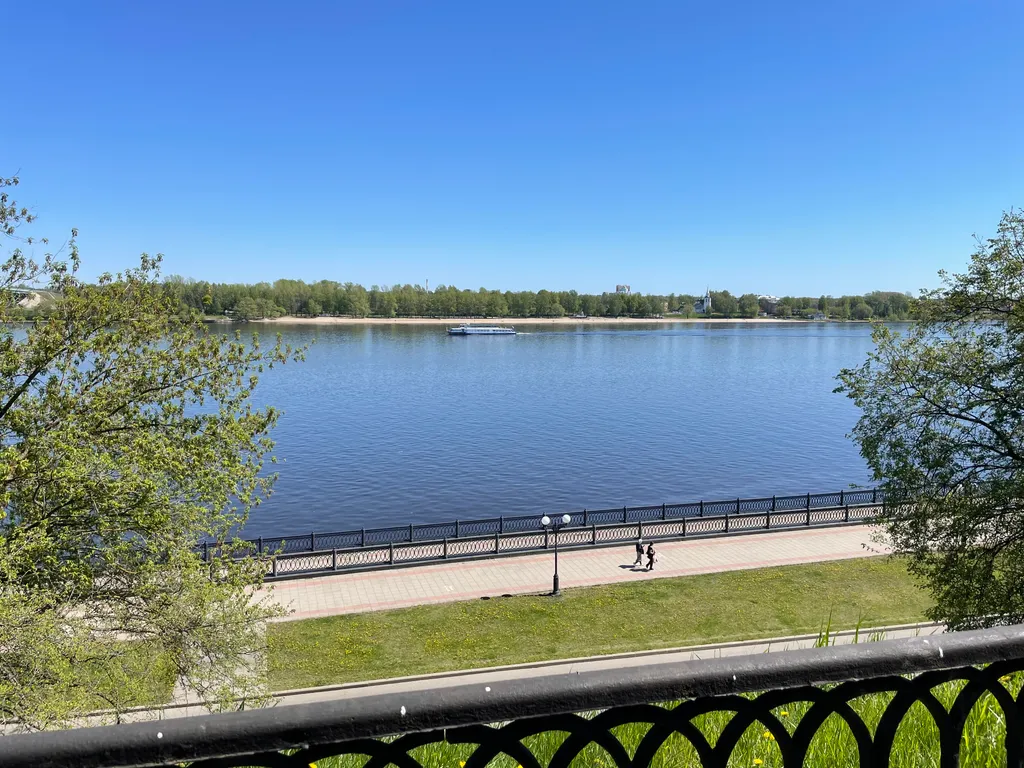 Уютная квартира с видом на реку Волга в центре