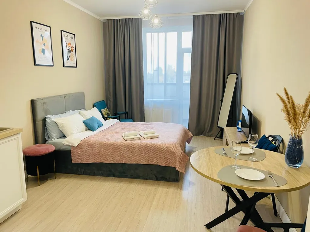 Квартира Квартира Уютная студия для командировочных, пар и пар с детьми — Шушары