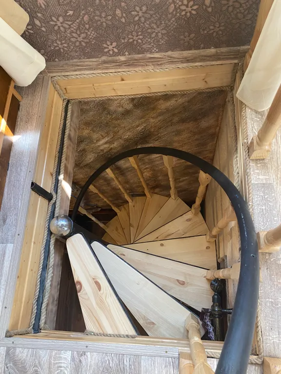 Коттедж Дом с камином в экопоселке у подножья гор — Инкерман