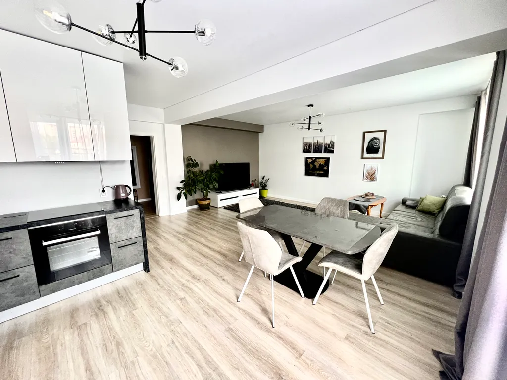 Квартира 3-комнатные апартаменты на площади Победы — аренда посуточно в Южно-Сахалинск