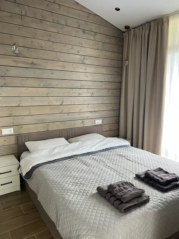 Дом у озера