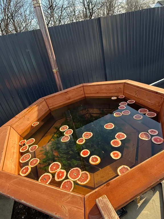 Домик с теплым бассейном и банным чаном