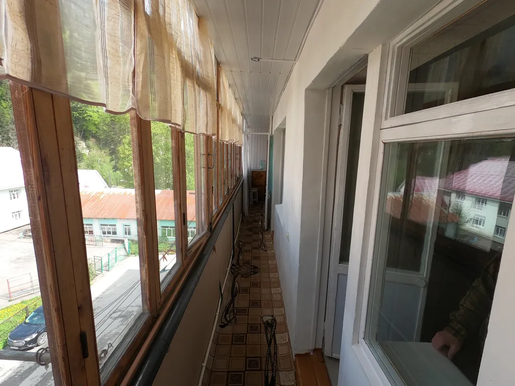 Трёхкомнатная квартира в сердце Домбая