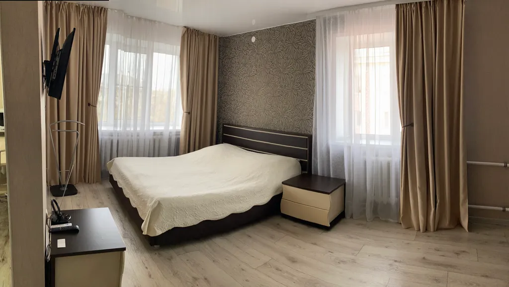 Апартаменты на площади Ленина