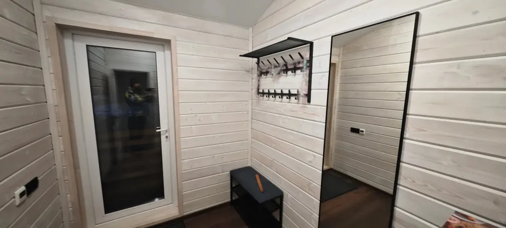 Коттедж Коттедж Уютный барнхаус на берегу реки Искона в окружении соснового леса — Можайск