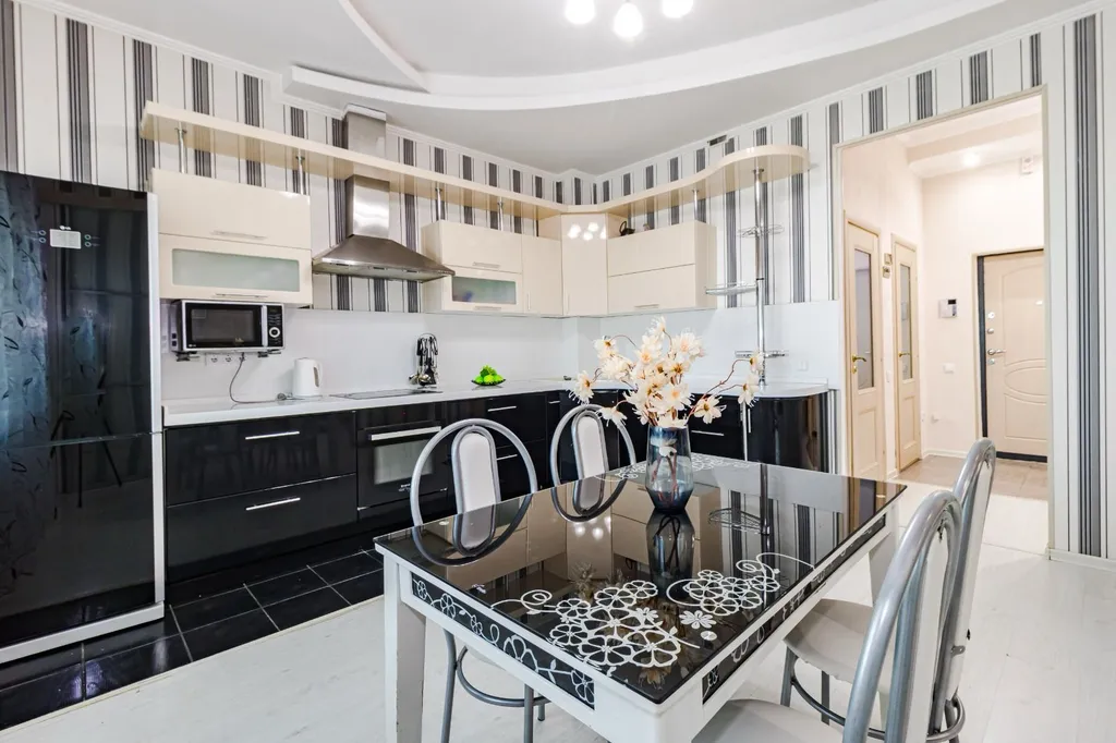 Просторная квартира в Золотом квадрате рядом с Байтереком