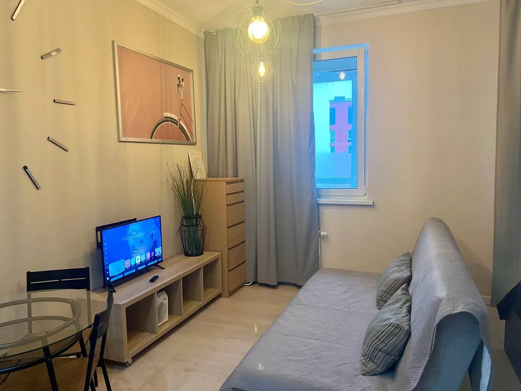 Стильная студия в ЖК Спутник с панорамной лоджией с видом на бухту