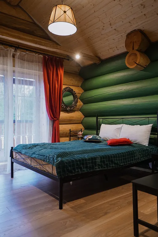 5-комнатный двухэтажный Коттедж Цветы в Подмосковье в окружении леса — аренда посуточно в Волоколамск