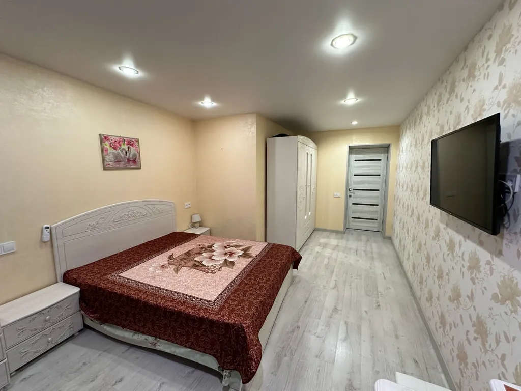 Квартира после ремонта, мебель и техника вся новая