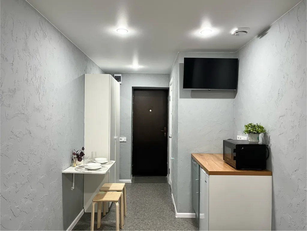 Возле краевой больницы