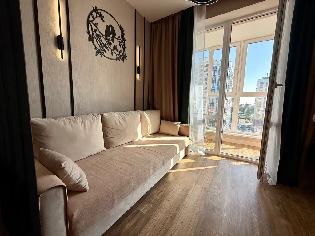 Новая квартира с потрясающим видом из окна на город