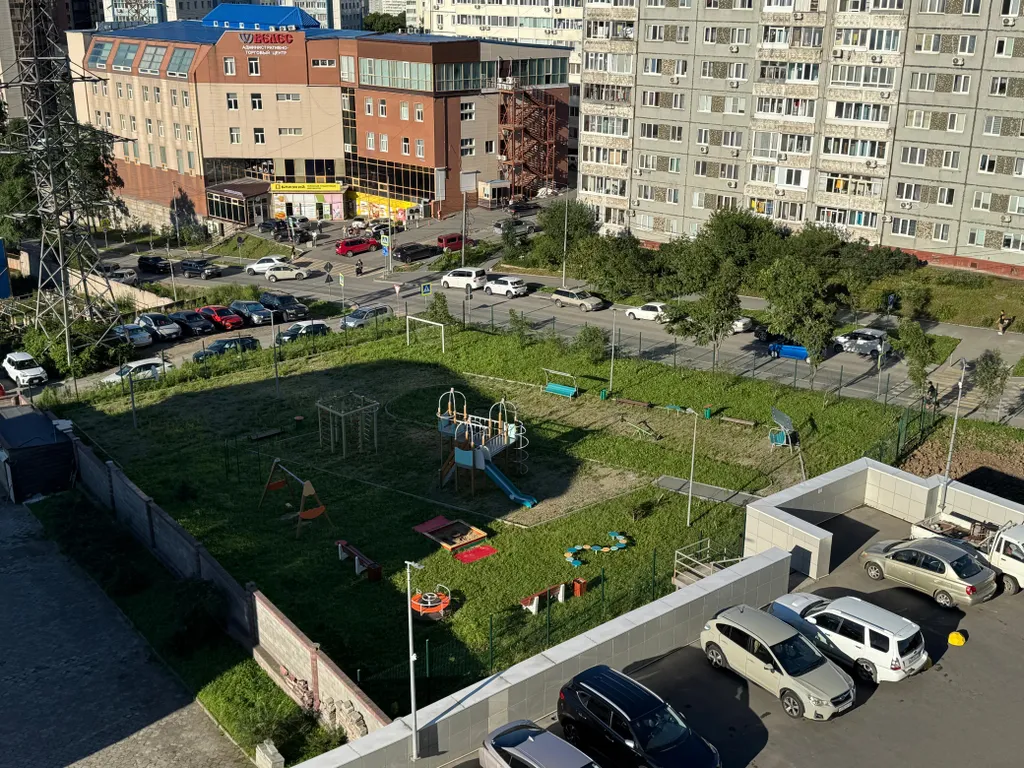 Новые апартаменты в центре с видом на море и город