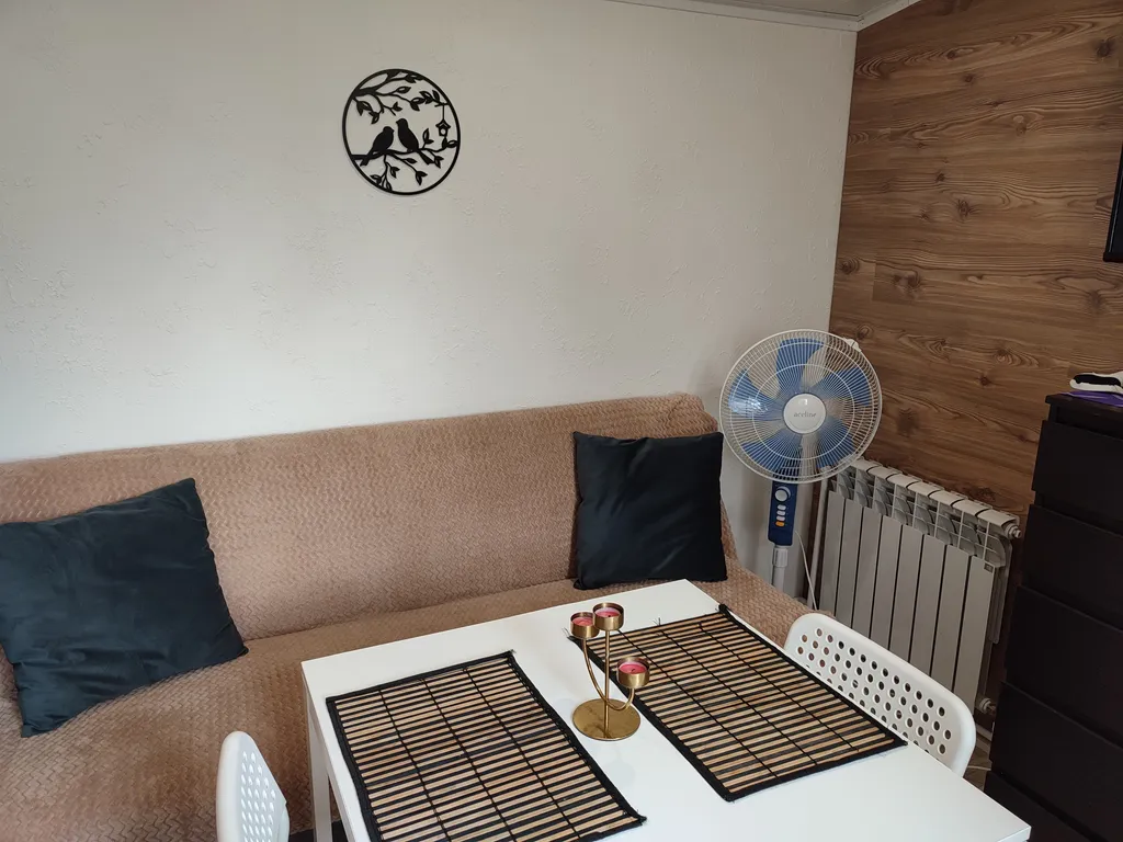 Коттедж Дом с 1 спальней и гостиной — Надевицы