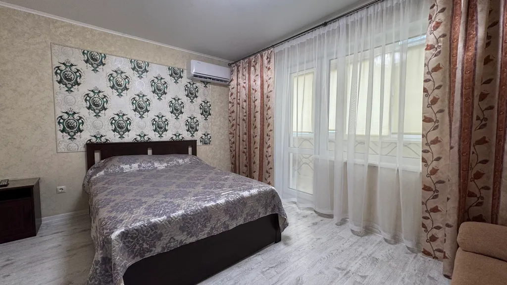 Квартира Уютная, чистая квартира на левом берегу — Омск