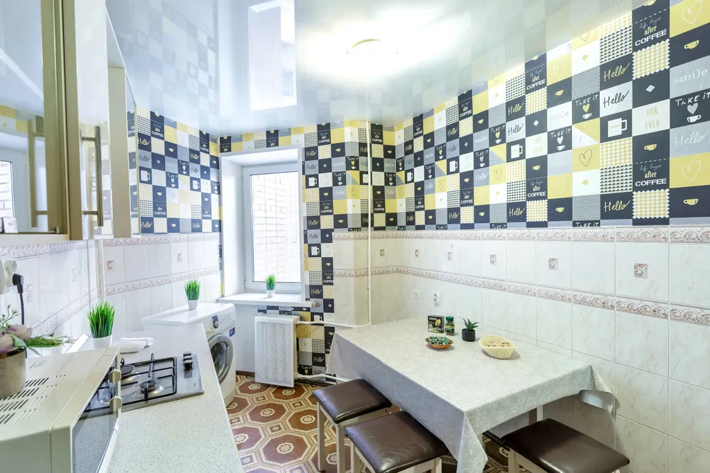 Двухкомнатная квартира в центре города напротив Академии Спорта СГУС