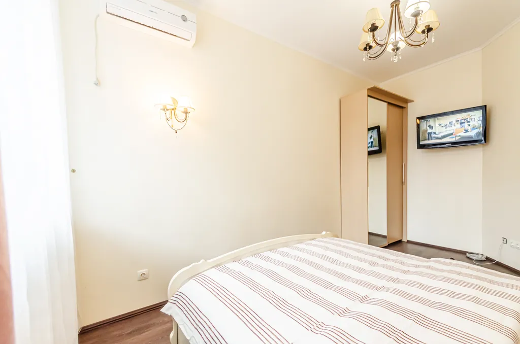 Просторная 2-комнатная квартира в центре Самары