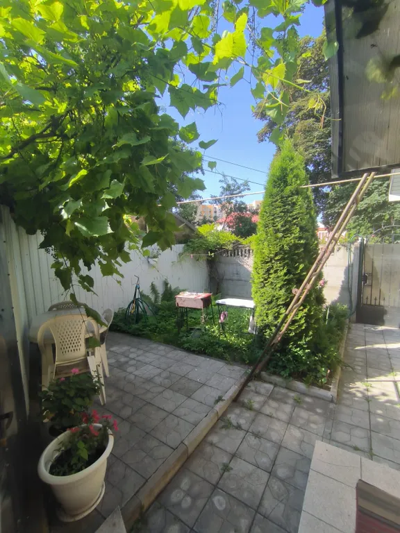 Квартира центр три квартала море