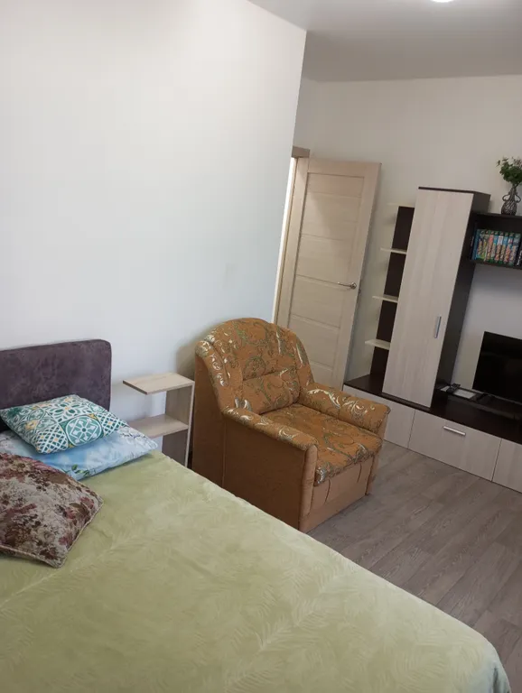 Уютная квартира со свежим ремонтом в новом доме, две кровати