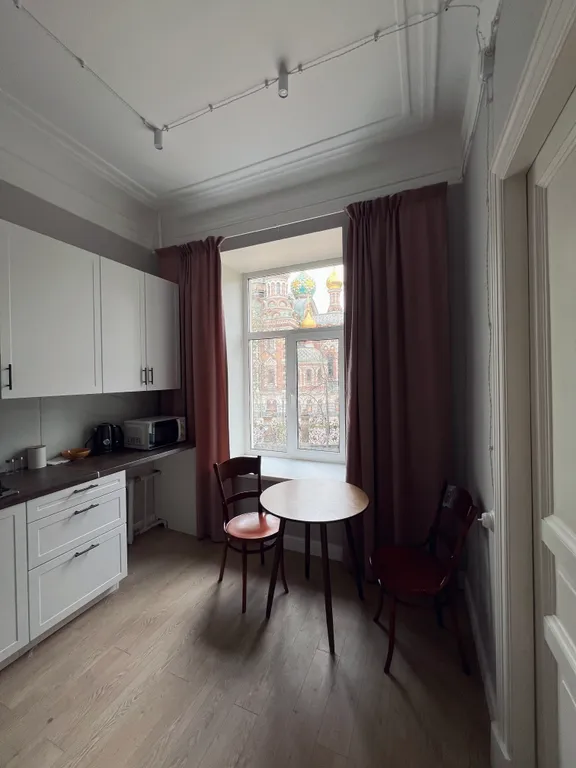 Квартира Квартира в центре с видом на Храм и Михайловский сад — Санкт-Петербург