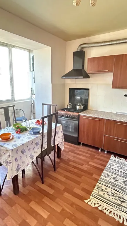 Большая 2-х комнатная квартира в самом центре города