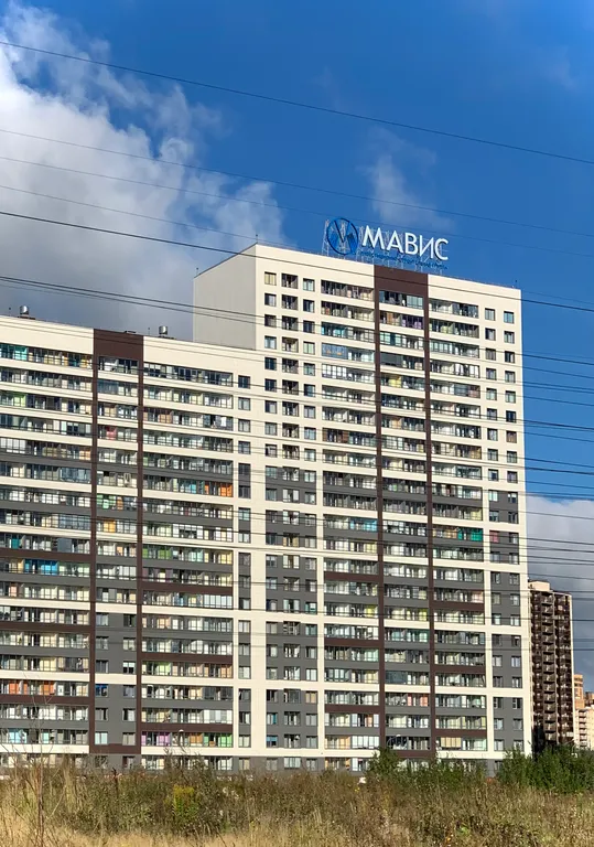 Студия в доме у метро