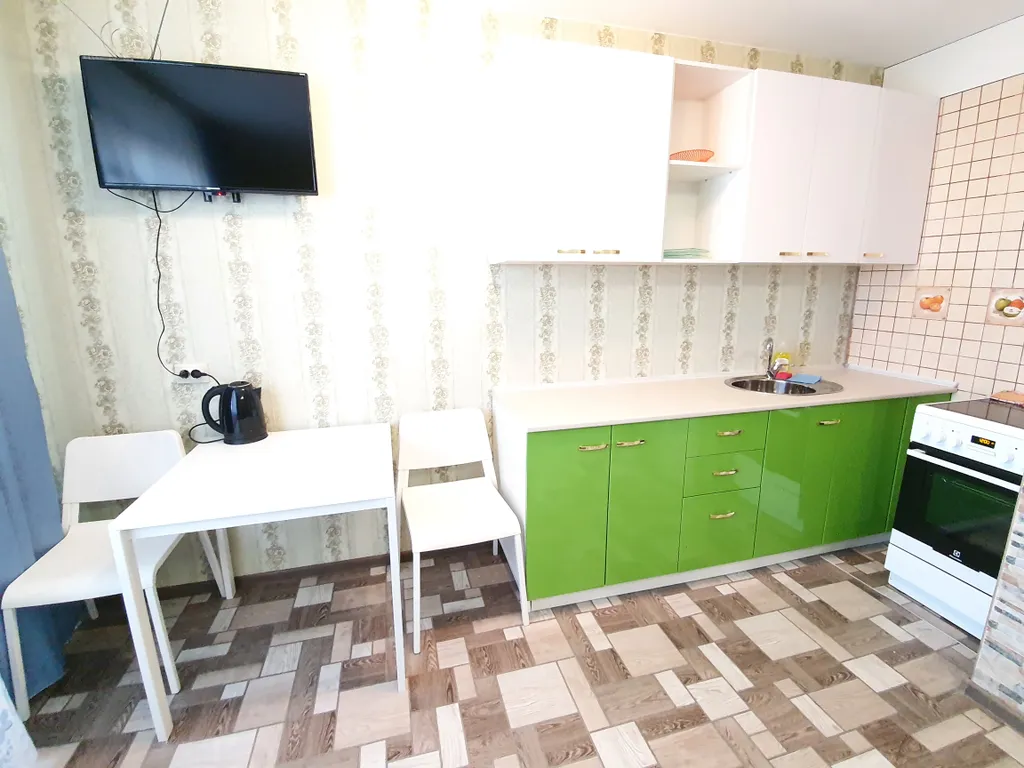 Квартира с видом на Родину Мать