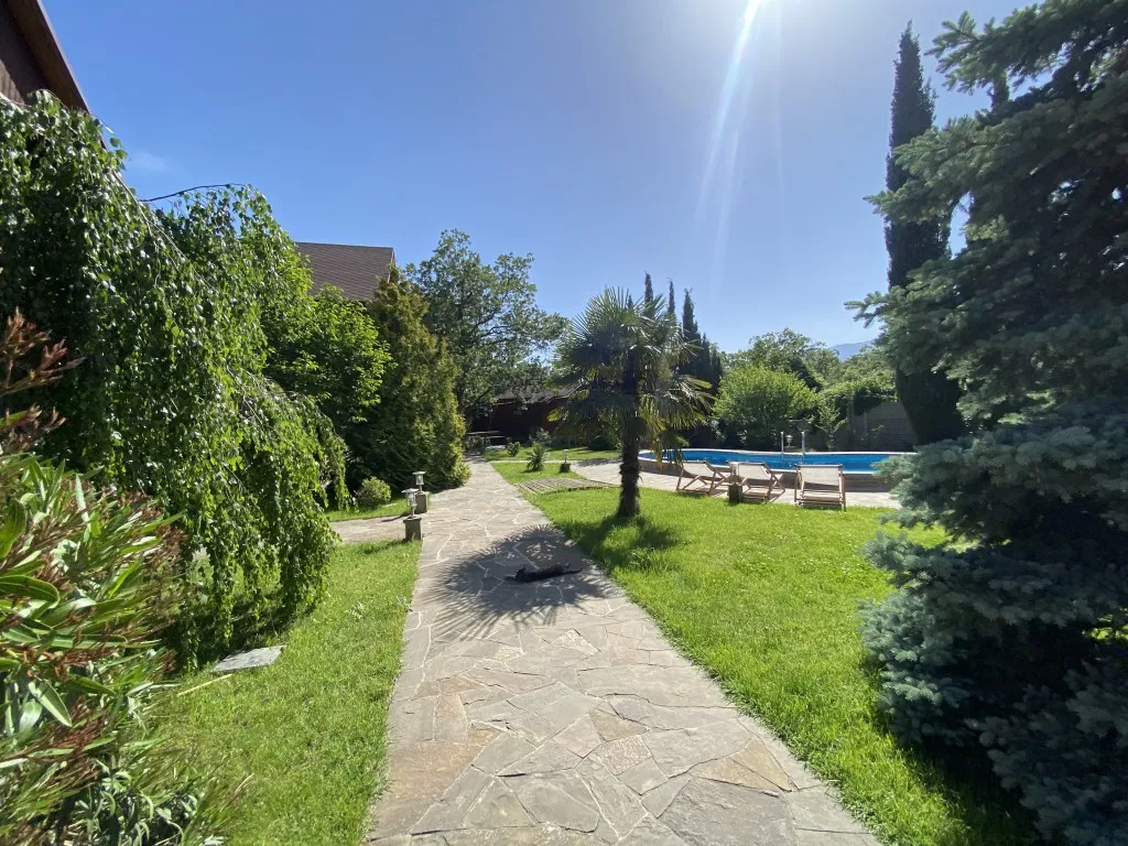 Сруб c бассейном и сауной