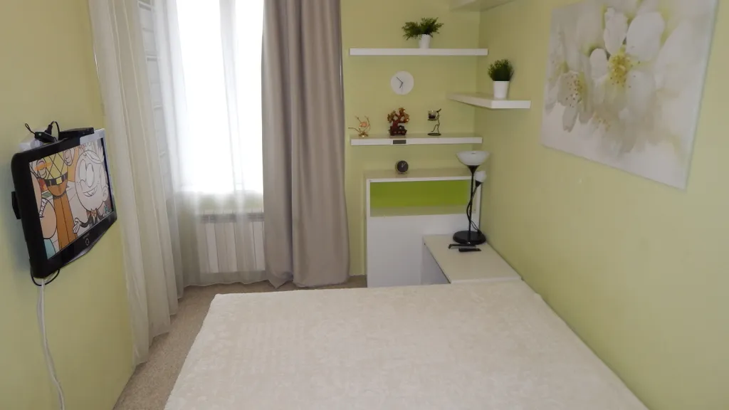 Элитная в центре, метро площадь Ленина, рядом аква-парк, зоопарк, тц аура, парк