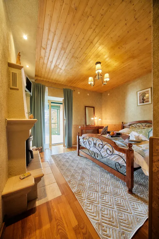 Вилла Дом садовника с видом на озеро и патио