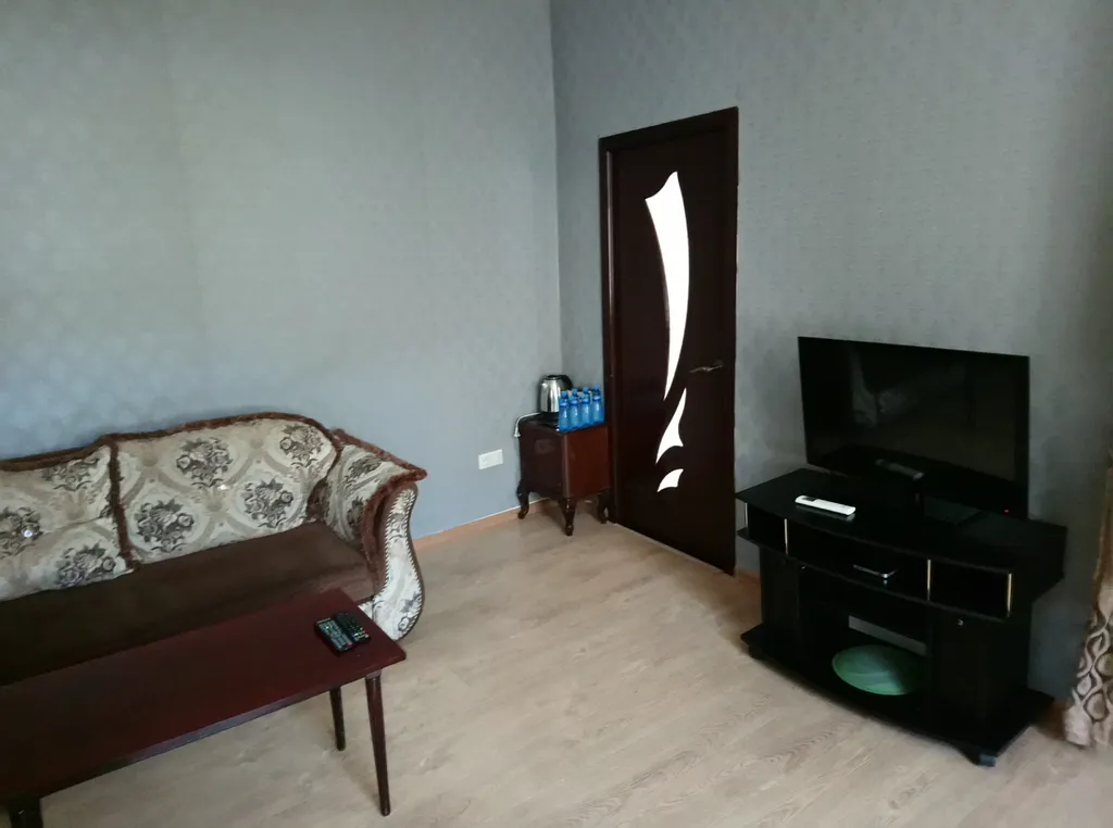 3-комнатная Квартира — аренда посуточно в Сухум