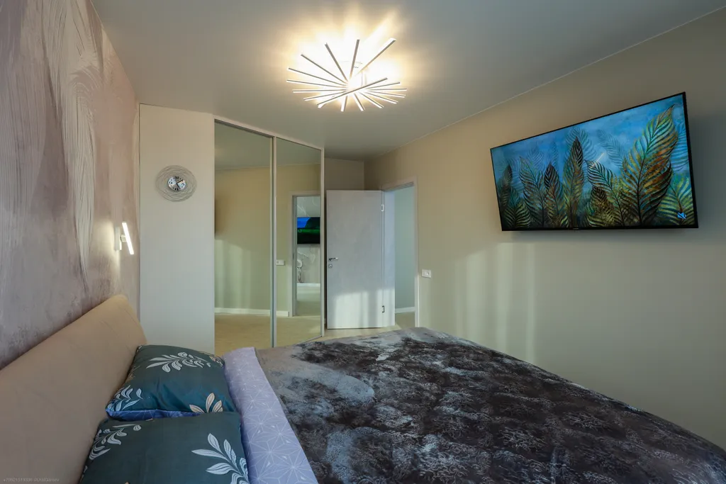 Двухкомнатная с балконом в новом доме