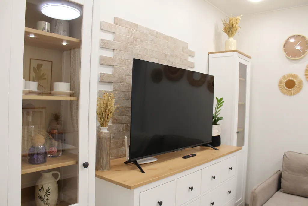 Апартамент Сканди с балконом и отдельной спальней