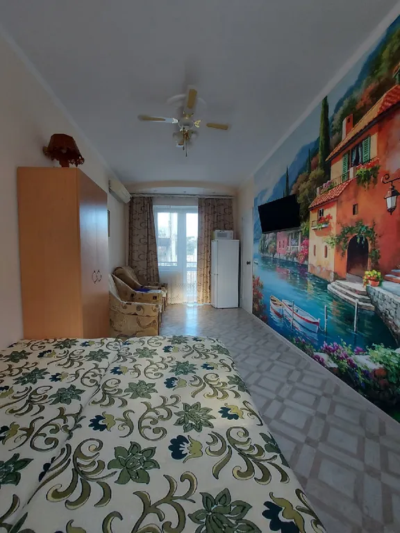 Квартира Полулюкс в центре города — аренда посуточно в Феодосия