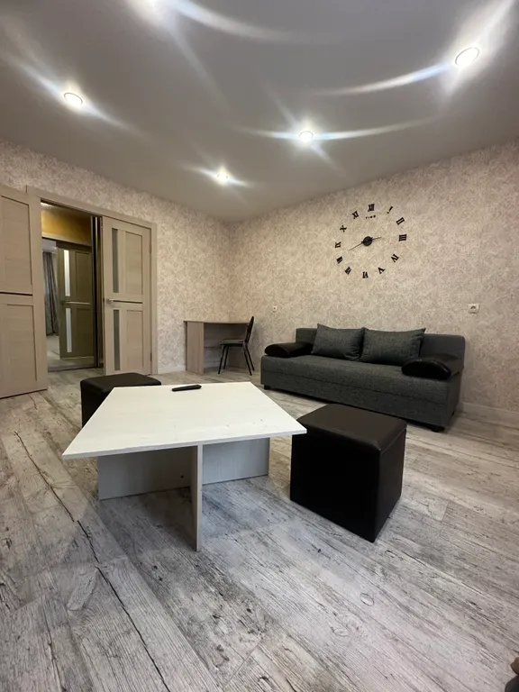 Большая и уютная квартира в Новом Центре — аренда посуточно в Пермь