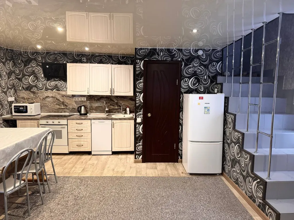 4-комнатный Дом