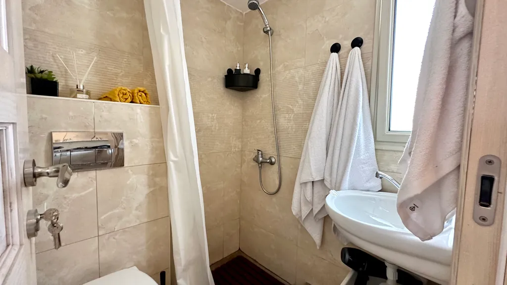 Уютная квартира с террасой рядом с Парижской площадью