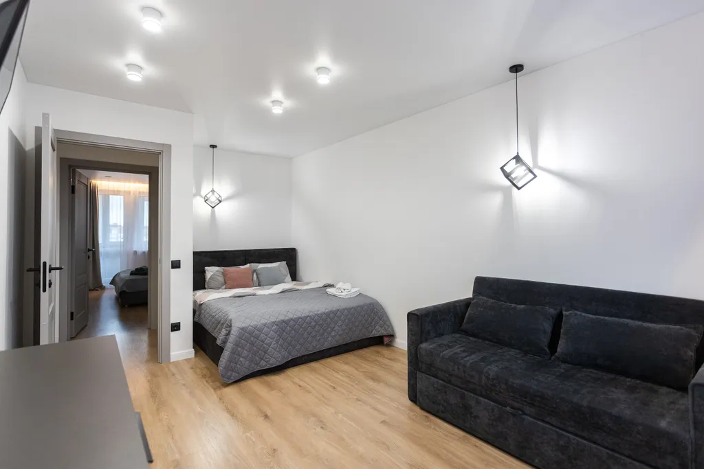 Уютная квартира с двумя балконами в центре рядом с Островом Канта