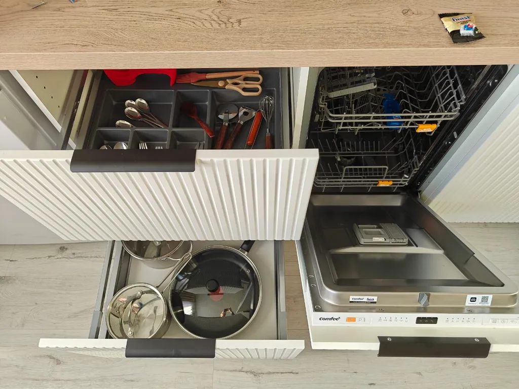 Студия с видом на кампус