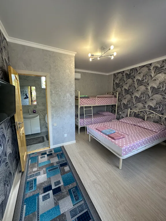 Дом на 8 человек с двумя комнатами и со своей зоной отдыха