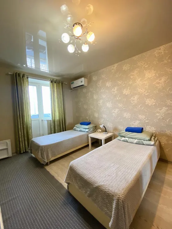 Квартира Жилая комната с балконом и общим санузлом — аренда посуточно в Хабаровск