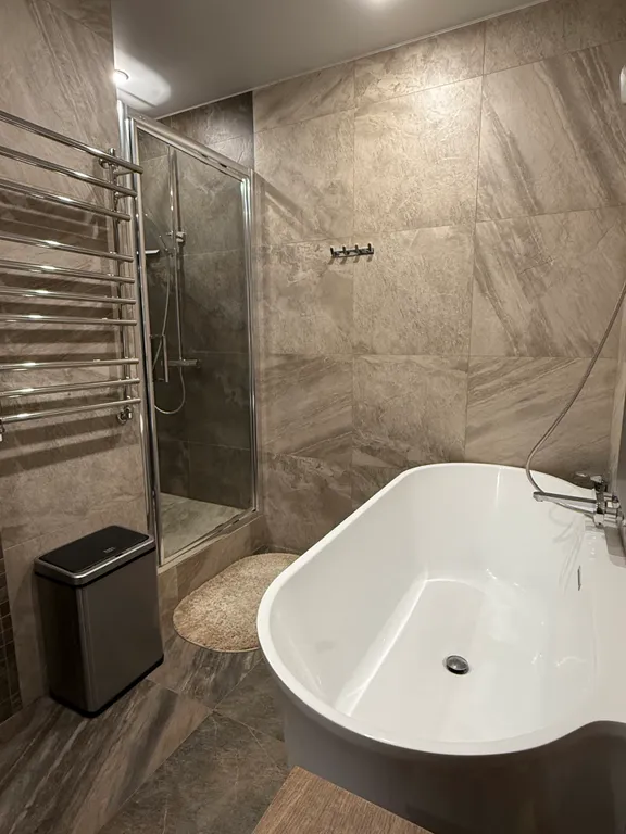 Уютная квартира с панорамными окнами